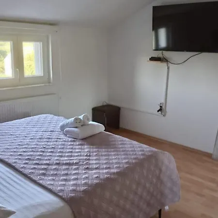 Pleter By Guide * Otavice