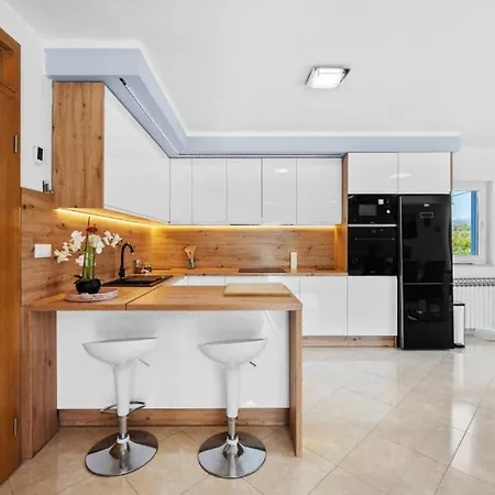 Vila Pleter By Guide