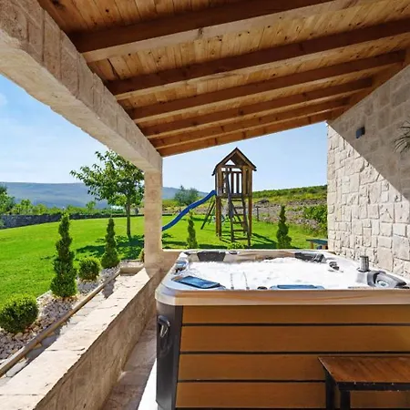 Pleter By Guide Vila