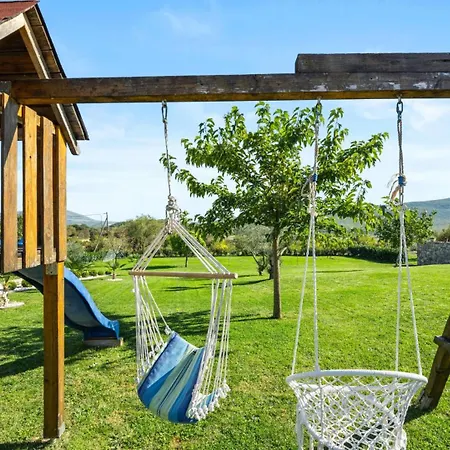 Pleter By Guide וילה *