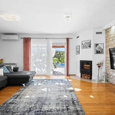 Pleter By Guide * Otavice