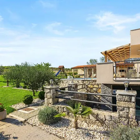 Pleter By Guide * Otavice