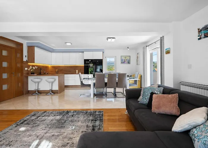 Pleter By Guide וילה *