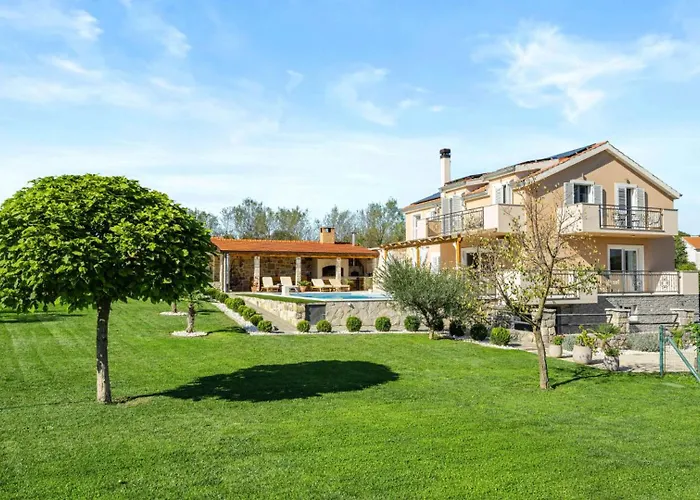 Pleter By Guide וילה *